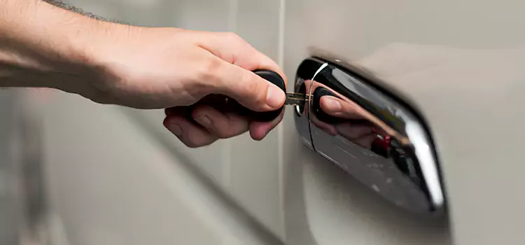 Why Choose Our Auto Locksmith Team in Mentor, OH?